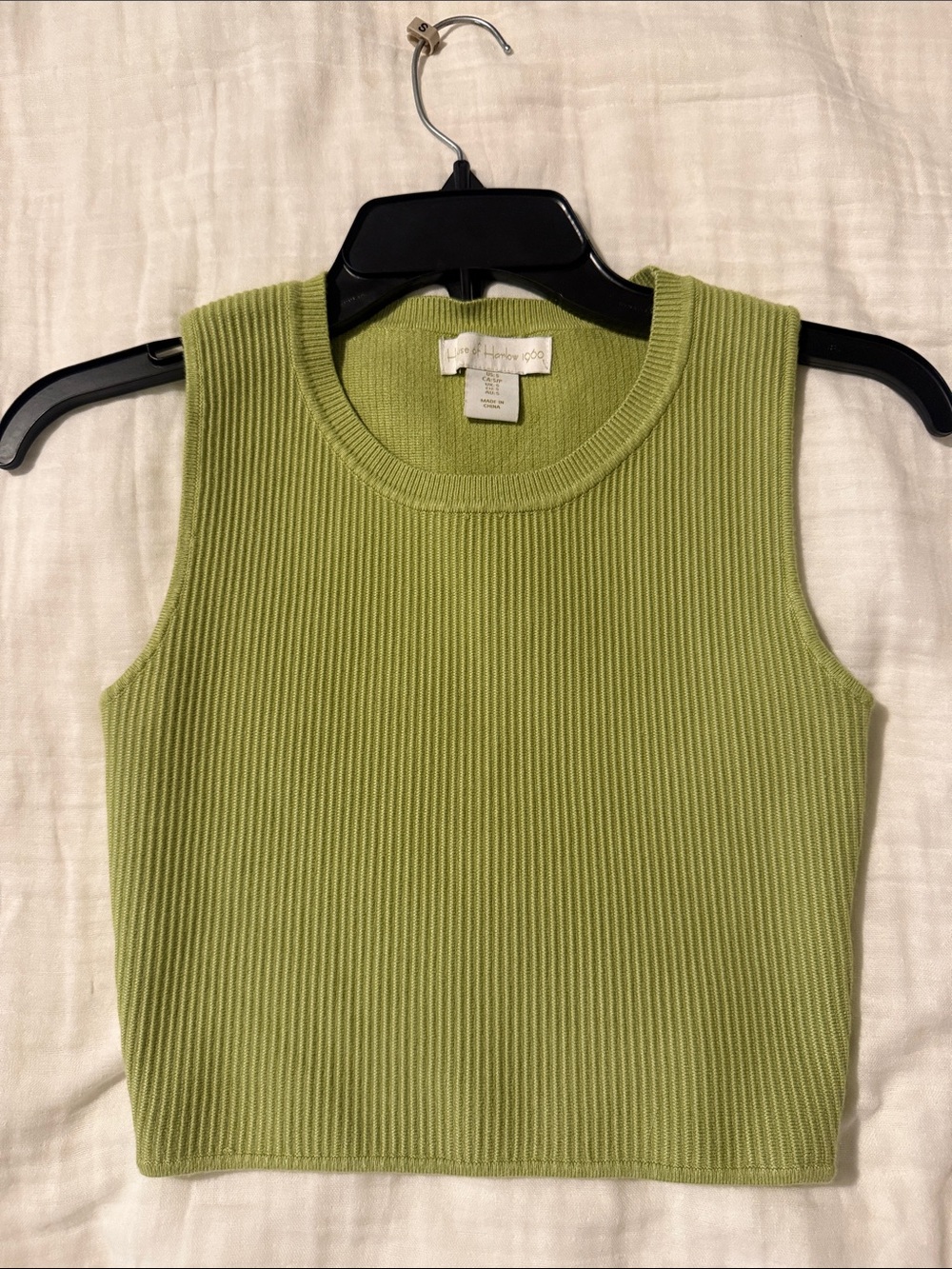 House of Harlow Light Olive Ribbed Crop Tank Size S